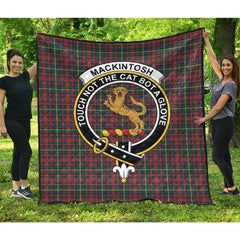 MacKintosh Hunting Modern Tartan Crest Quilt