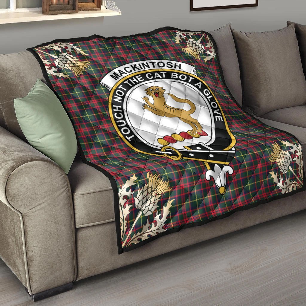 MacKintosh Hunting Modern Tartan Crest Premium Quilt - Gold Thistle Style