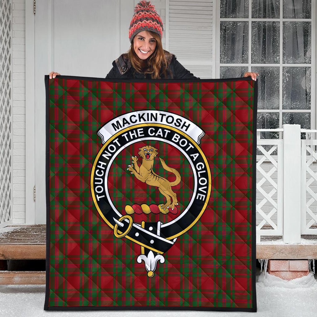 MacKintosh Red Tartan Crest Quilt