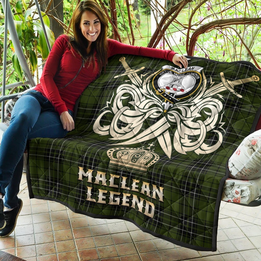 MacLean Hunting Tartan Crest Legend Gold Royal Premium Quilt