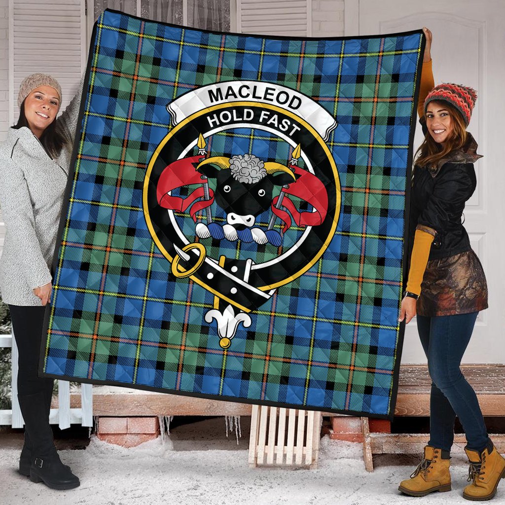 MacLeod of Harris Ancient Tartan Crest Quilt