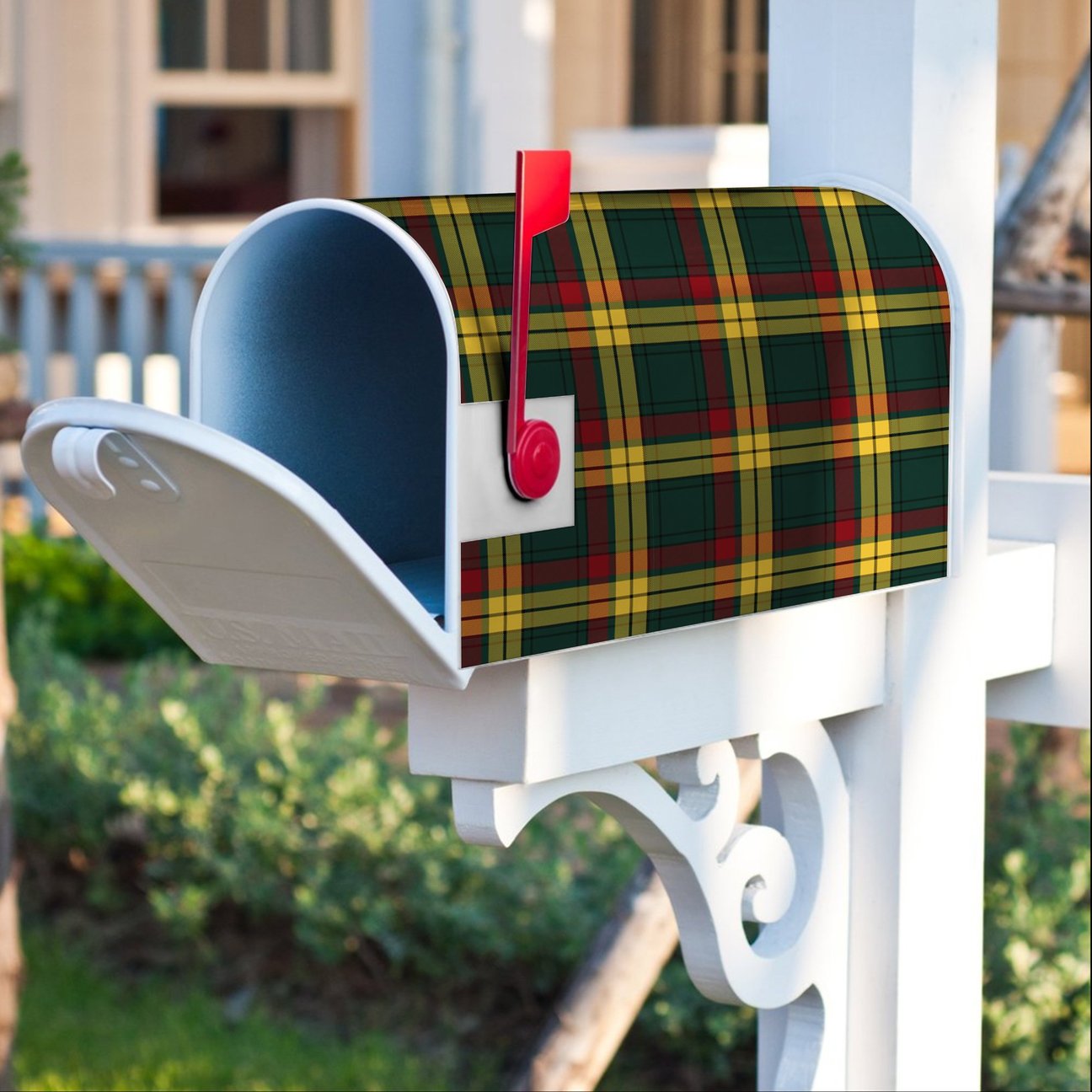 MacMillan Old Modern Tartan Crest Mailbox