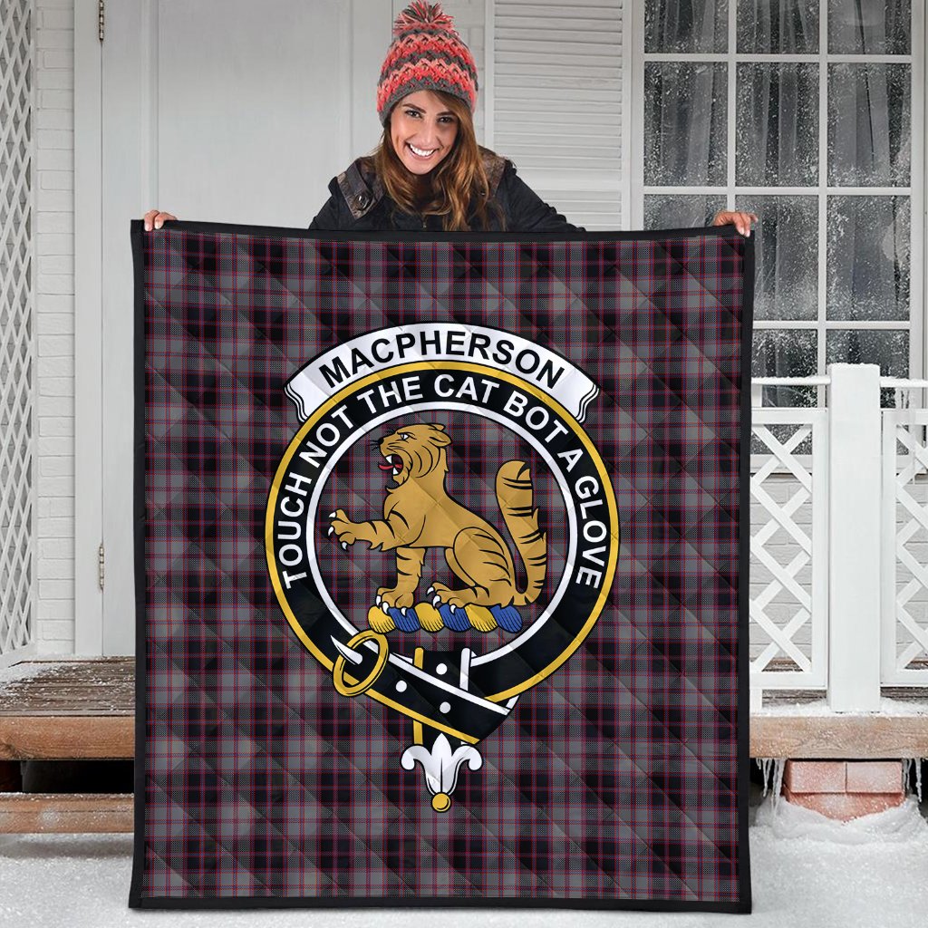 MacPherson Hunting Tartan Crest Quilt