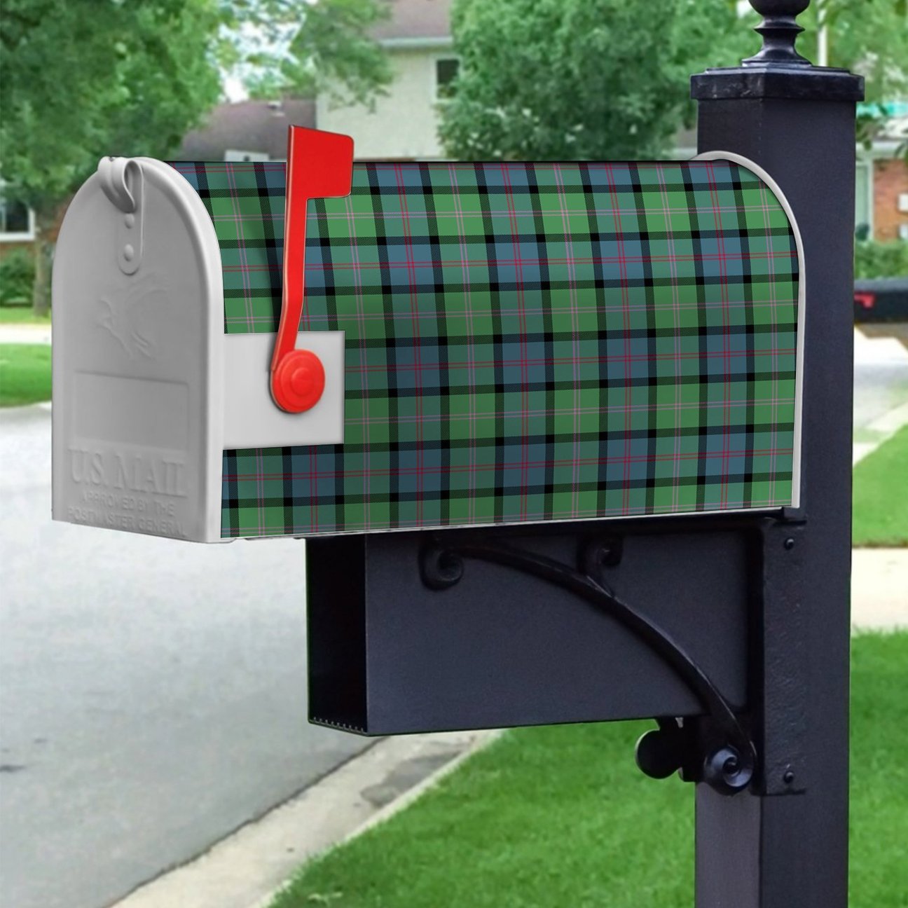 MacThomas Ancient Tartan Crest Mailbox