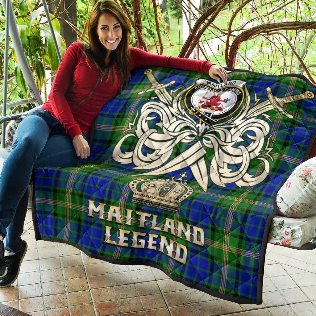 Maitland Tartan Crest Legend Gold Royal Premium Quilt