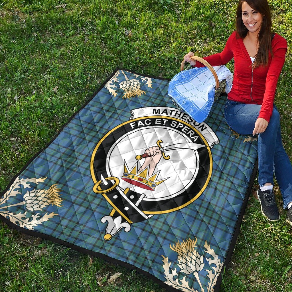 Matheson Hunting Ancient Tartan Crest Premium Quilt - Gold Thistle Style