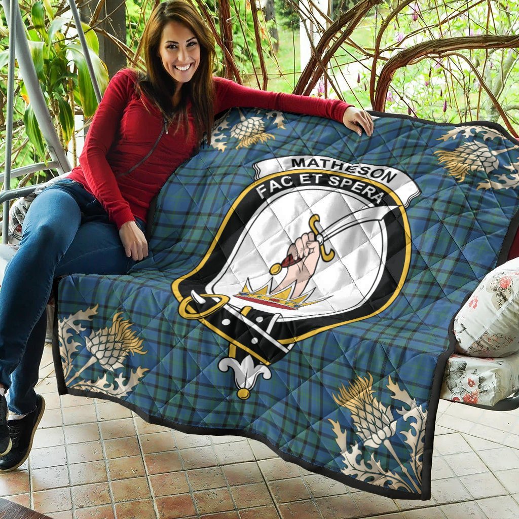 Matheson Hunting Ancient Tartan Crest Premium Quilt - Gold Thistle Style