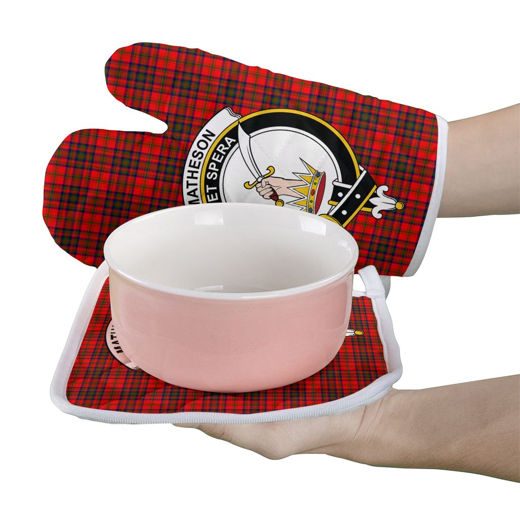 Matheson Modern Tartan Crest Oven Mitt And Pot Holder (2 Oven Mitts + 1 Pot Holder)