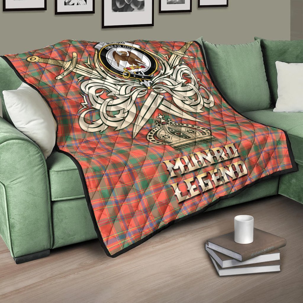 Munro Ancient Tartan Crest Legend Gold Royal Premium Quilt
