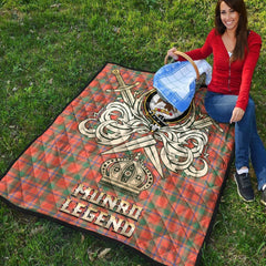 Munro Ancient Tartan Crest Legend Gold Royal Premium Quilt