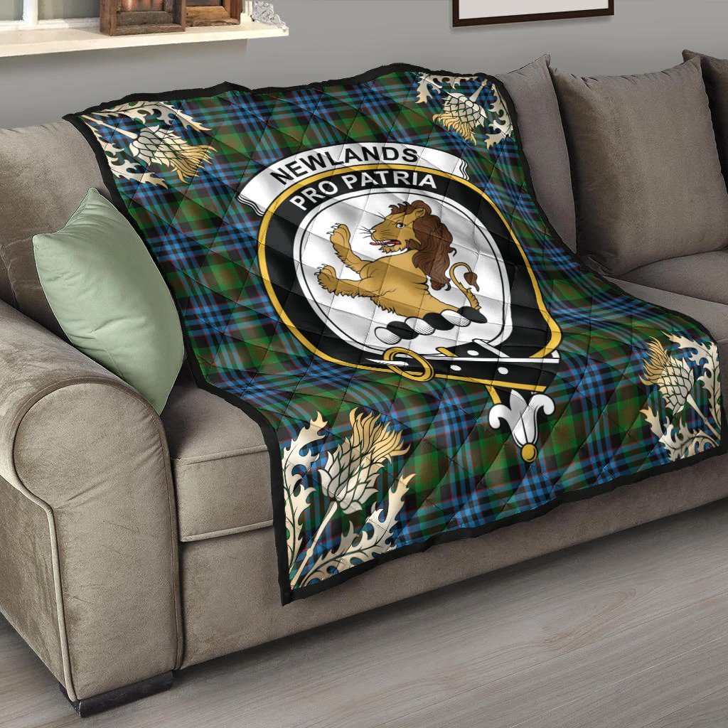 Newlands of Lauriston Tartan Crest Premium Quilt - Gold Thistle Style