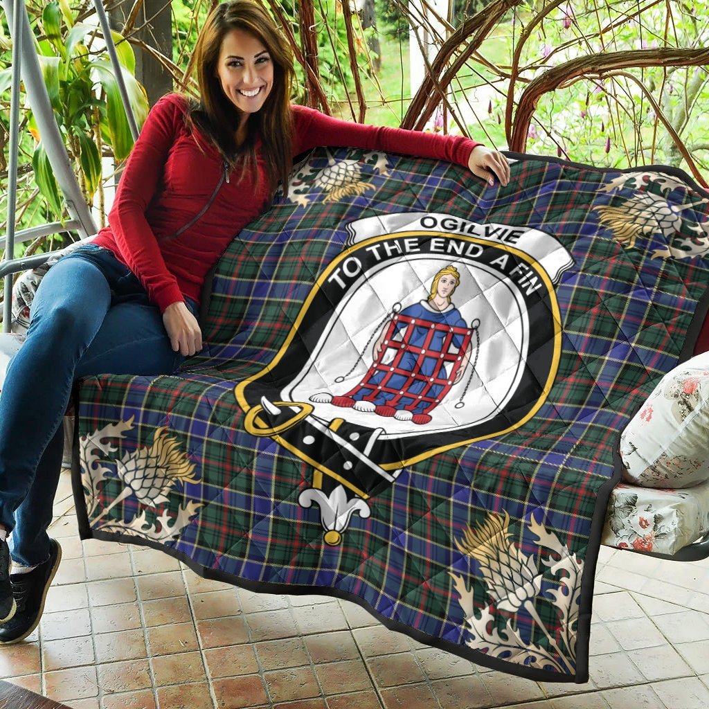 Ogilvie Hunting Modern Tartan Crest Premium Quilt - Gold Thistle Style