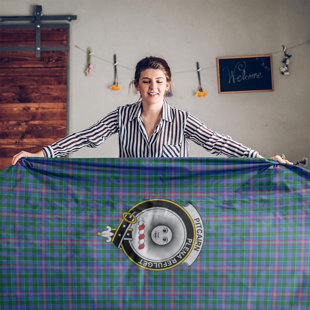 Pitcairn Tartan Crest Tablecloth