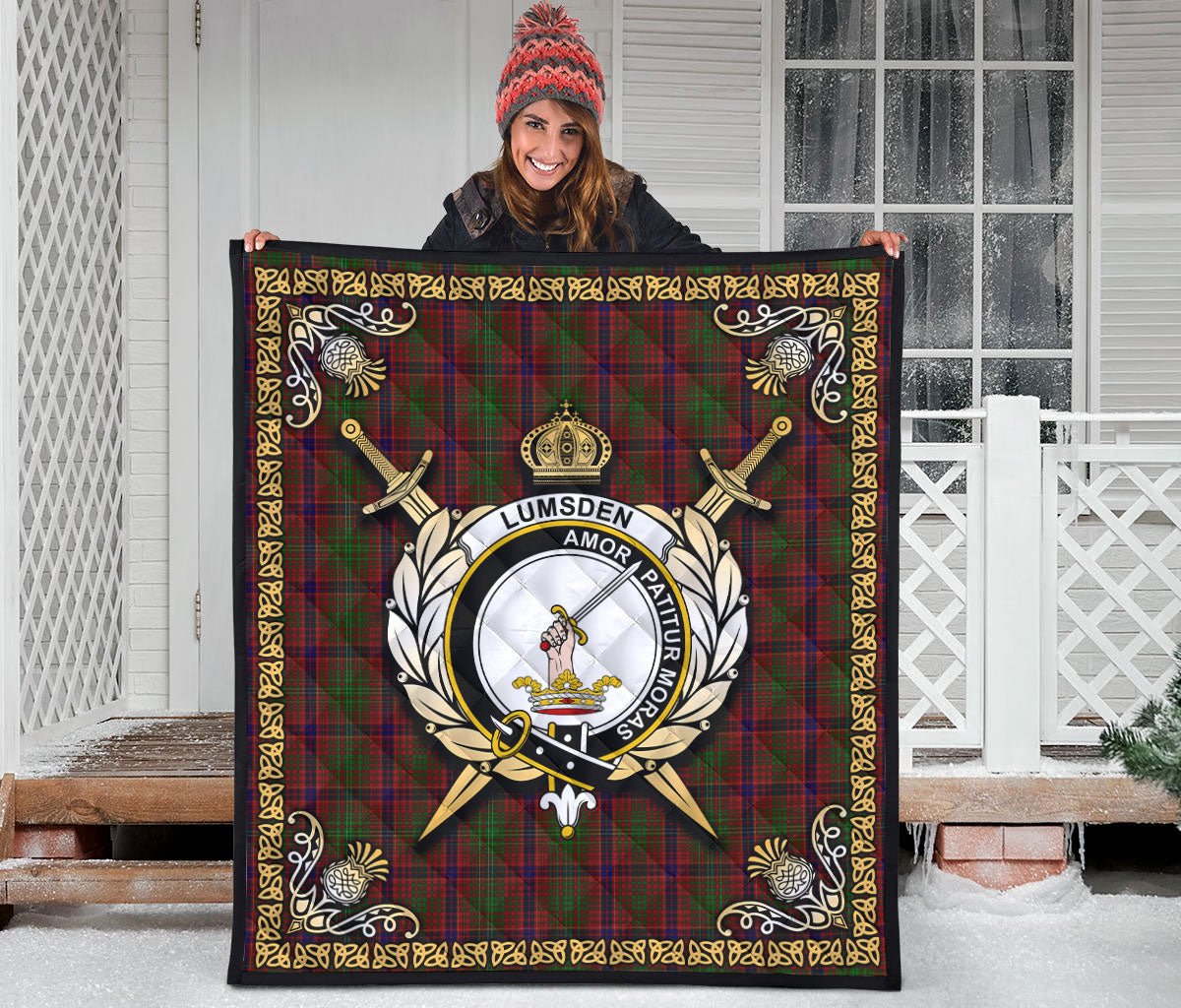 Lumsden Tartan Crest Premium Quilt - Celtic Thistle Style