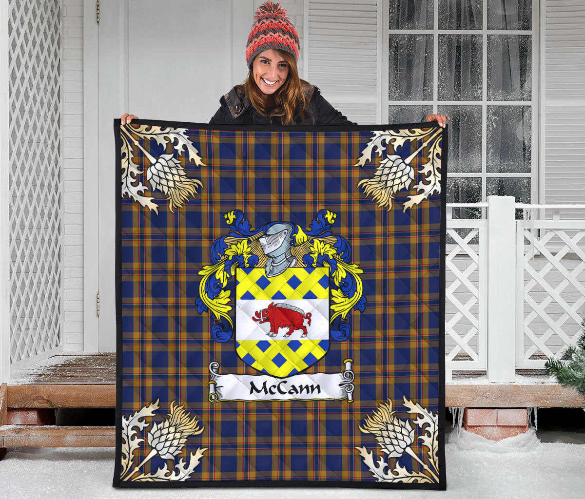 McCann Tartan Crest Premium Quilt - Gold Thistle Style