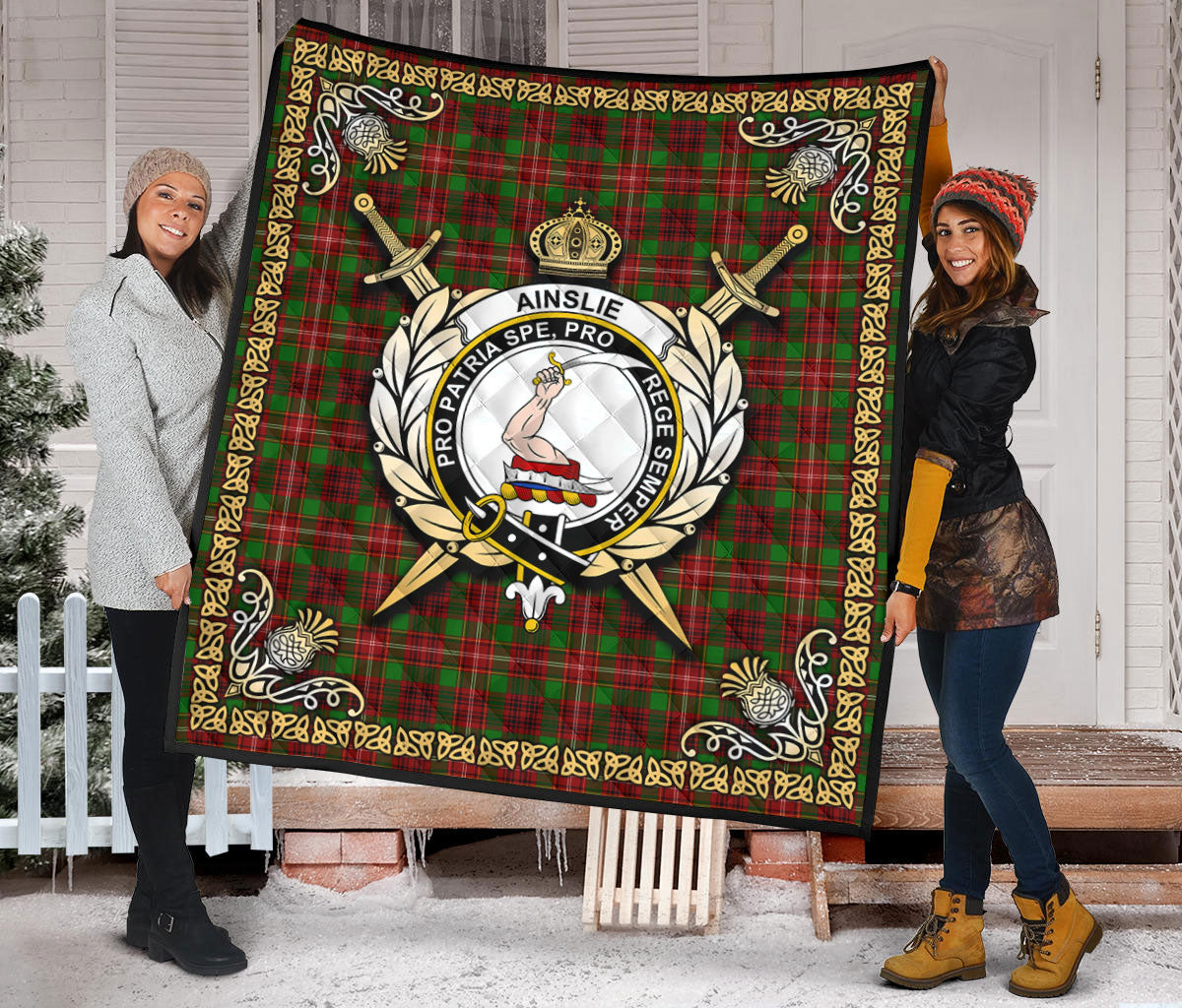 Ainslie Tartan Crest Premium Quilt - Celtic Thistle Style