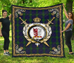 Boyle Tartan Crest Premium Quilt - Celtic Thistle Style