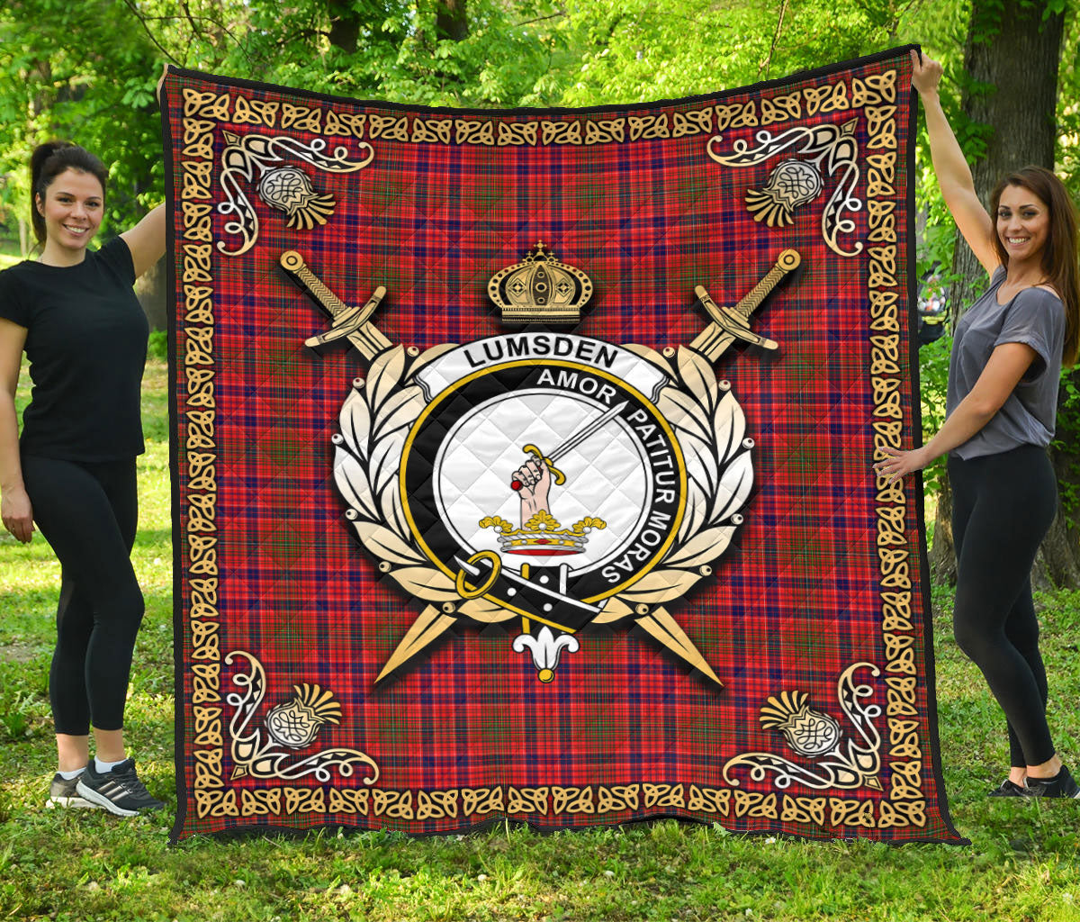 Lumsden Modern Tartan Crest Premium Quilt - Celtic Thistle Style