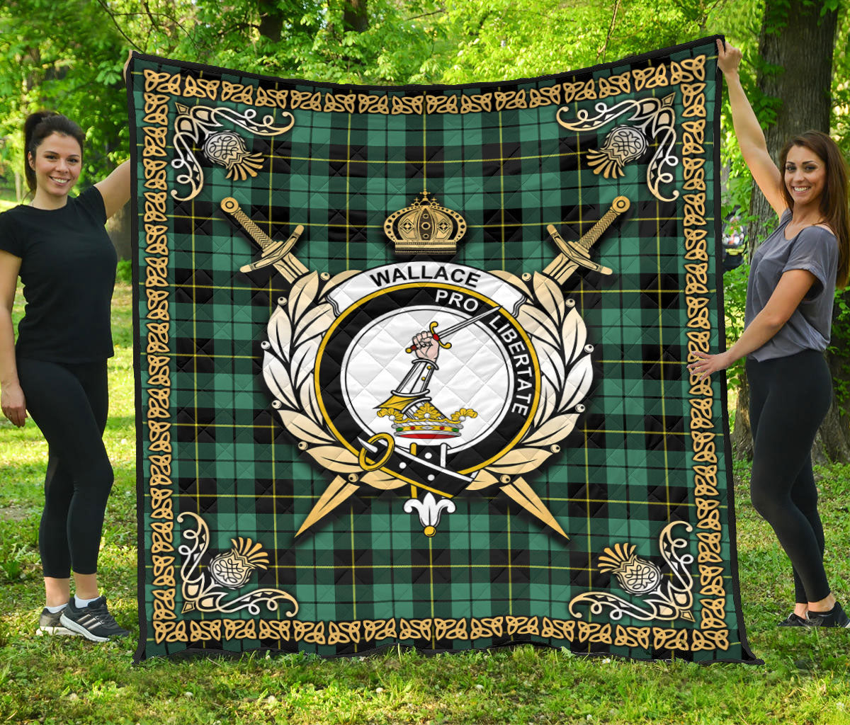 Wallace Hunting Ancient Tartan Crest Premium Quilt - Celtic Thistle Style