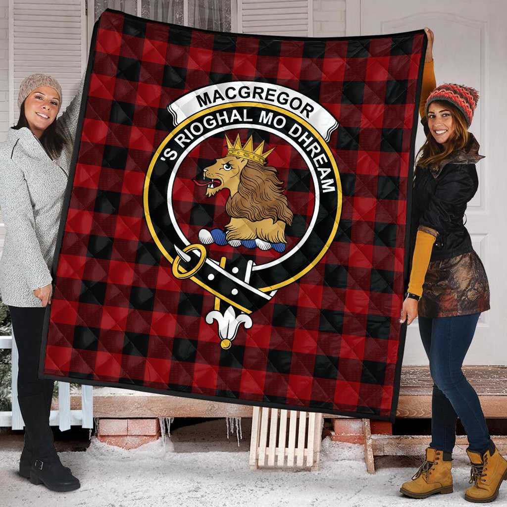 Rob Roy Macgregor Tartan Crest Quilt