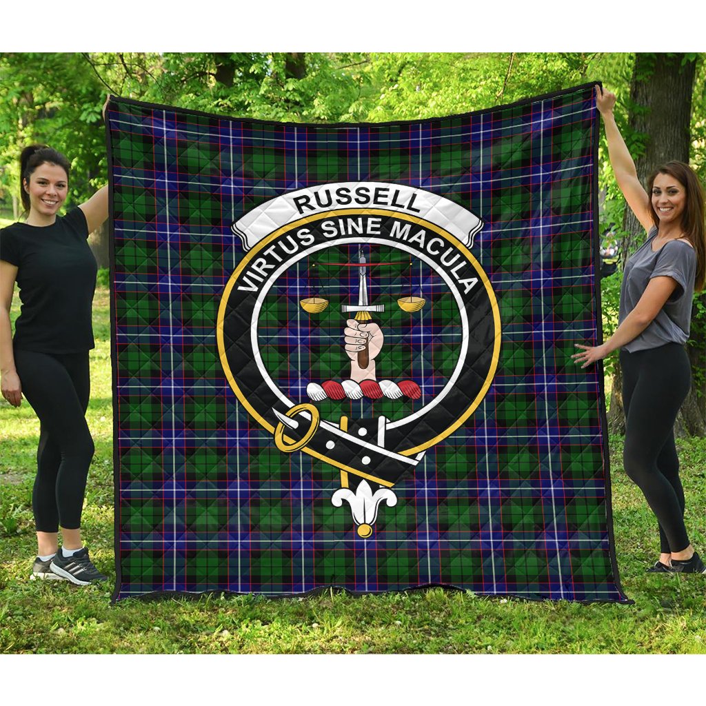 Russell Modern Tartan Crest Quilt