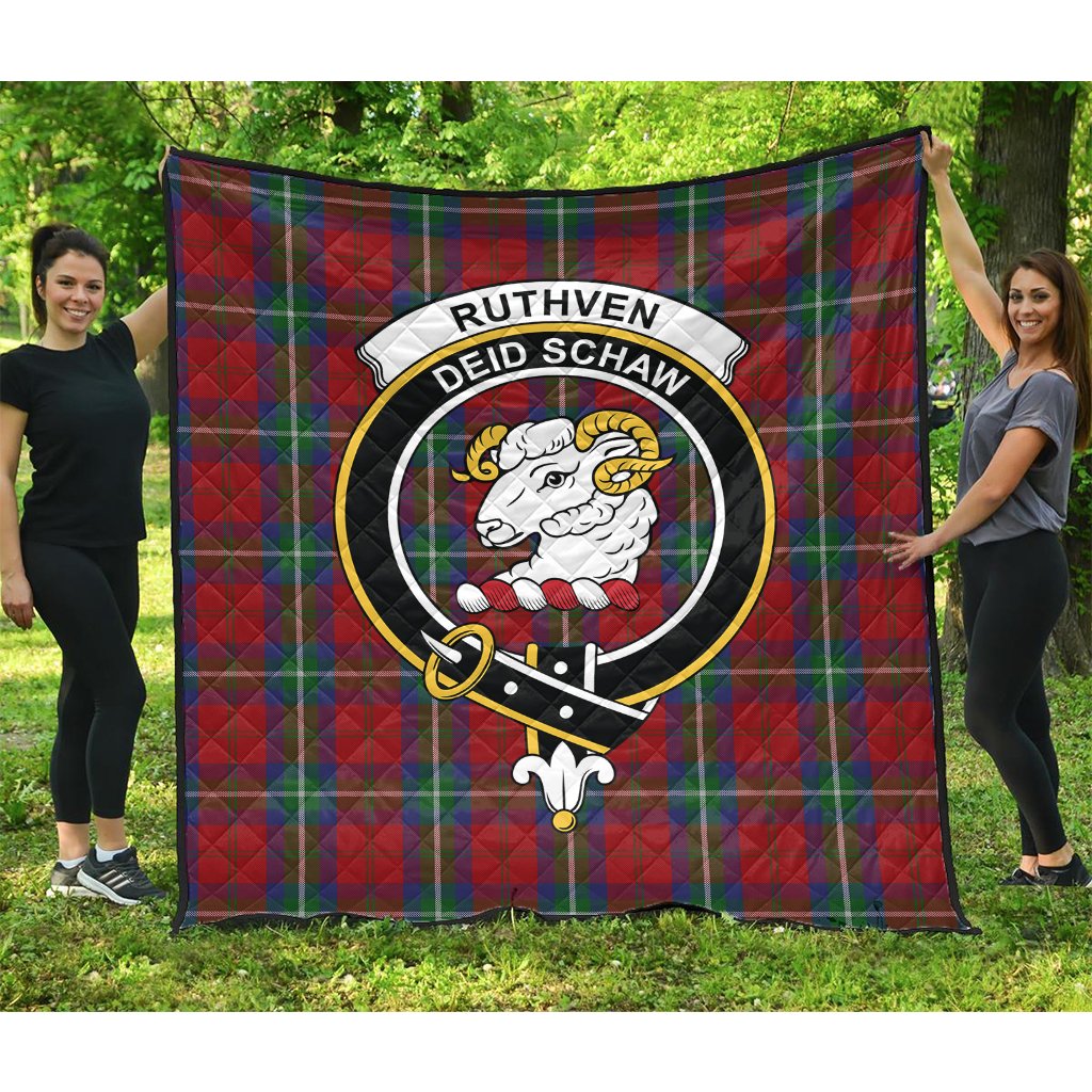 Ruthven V Tartan Crest Quilt