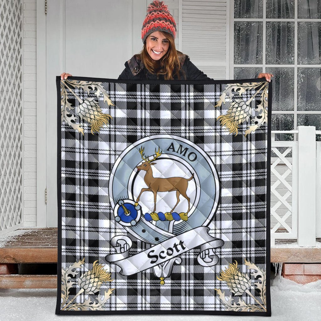 Scott Black White Modern Tartan Crest Premium Quilt - Gold Thistle Style