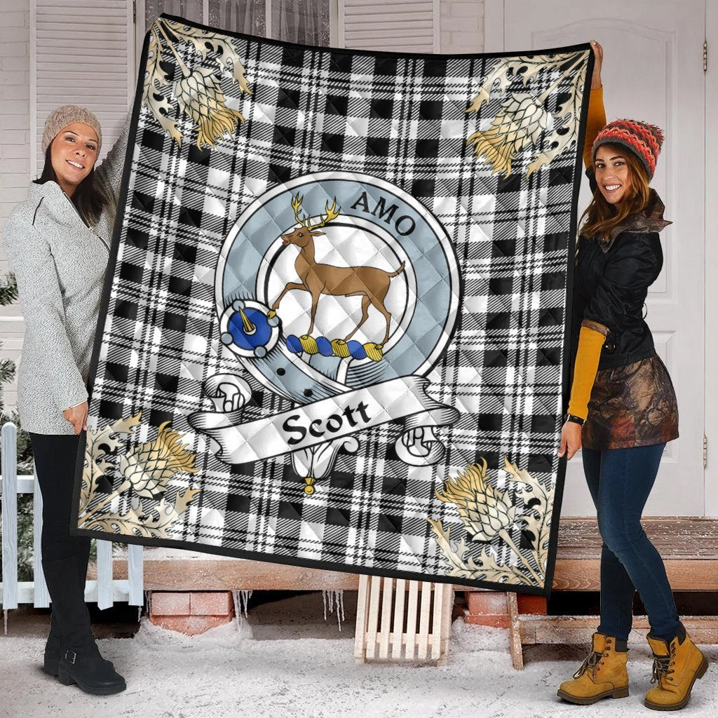 Scott Black White Modern Tartan Crest Premium Quilt - Gold Thistle Style