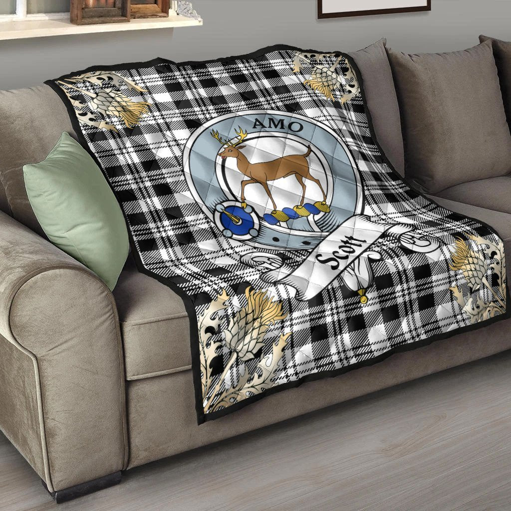 Scott Black White Modern Tartan Crest Premium Quilt - Gold Thistle Style