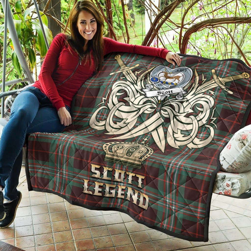 Scott Brown Ancient Tartan Crest Legend Gold Royal Premium Quilt