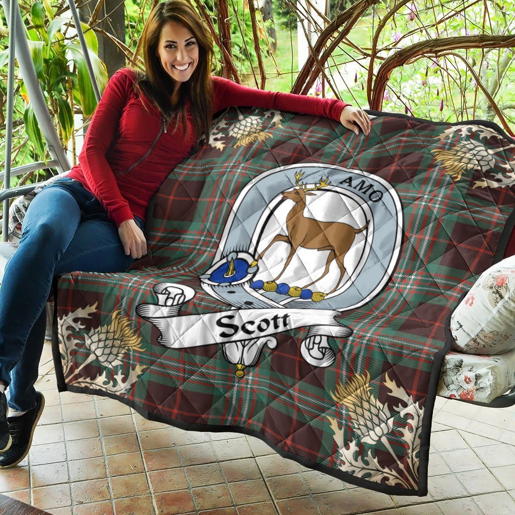 Scott Brown Ancient Tartan Crest Premium Quilt - Gold Thistle Style