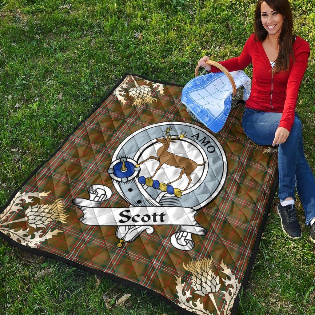 Scott Brown Modern Tartan Crest Premium Quilt - Gold Thistle Style