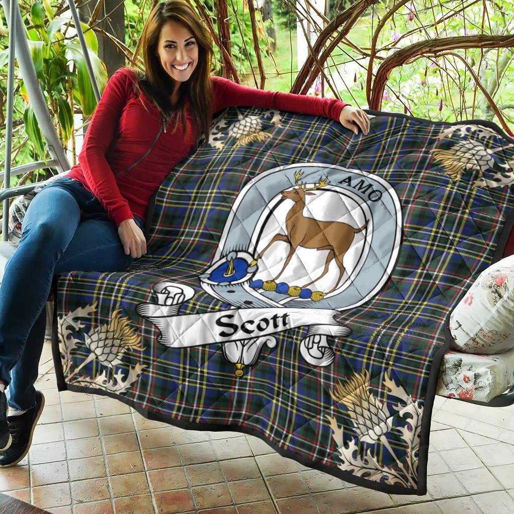 Scott Green Modern Tartan Crest Premium Quilt - Gold Thistle Style