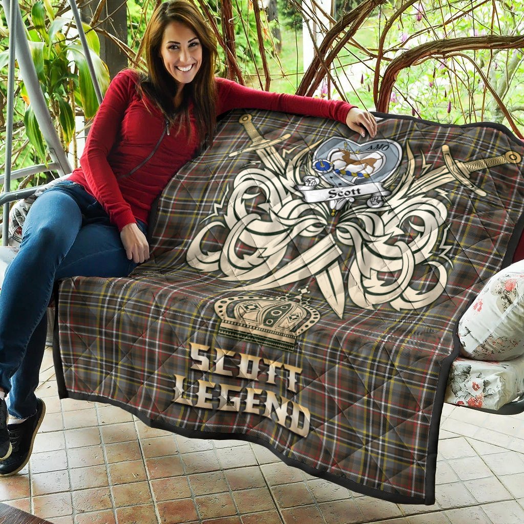 Scott Green Weathered Tartan Crest Legend Gold Royal Premium Quilt
