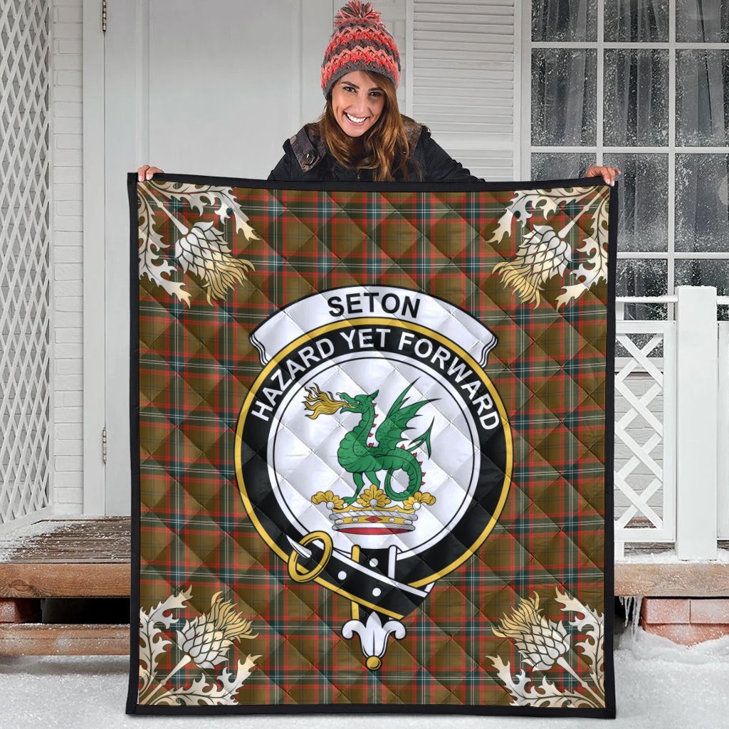 Seton Hunting Modern Tartan Crest Premium Quilt - Gold Thistle Style
