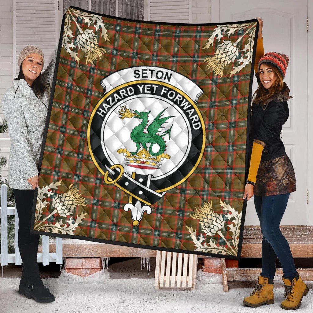 Seton Hunting Modern Tartan Crest Premium Quilt - Gold Thistle Style