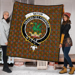 Seton Hunting Modern Tartan Crest Quilt