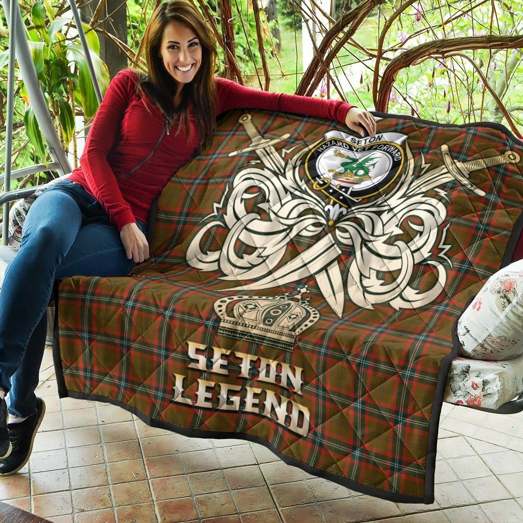 Seton Hunting Modern Tartan Crest Legend Gold Royal Premium Quilt