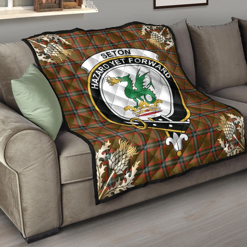 Seton Hunting Modern Tartan Crest Premium Quilt - Gold Thistle Style