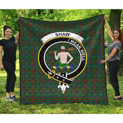 Shaw of Tordarroch Green Hunting Tartan Crest Quilt