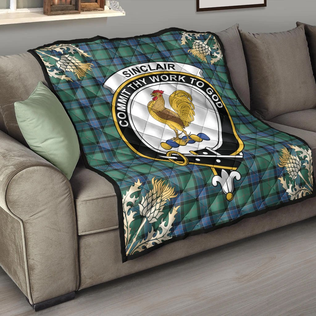 Sinclair Hunting Ancient Tartan Crest Premium Quilt - Gold Thistle Style
