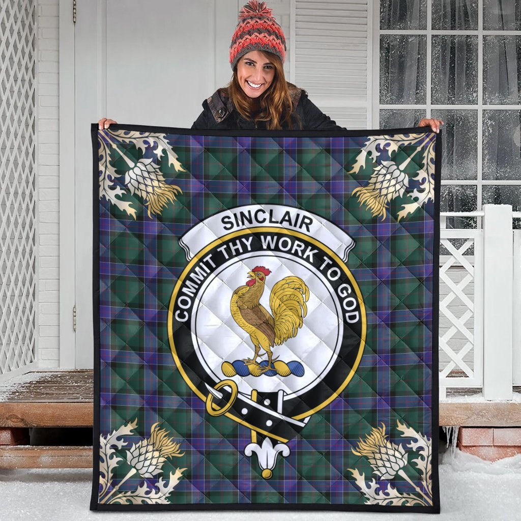 Sinclair Hunting Modern Tartan Crest Premium Quilt - Gold Thistle Style