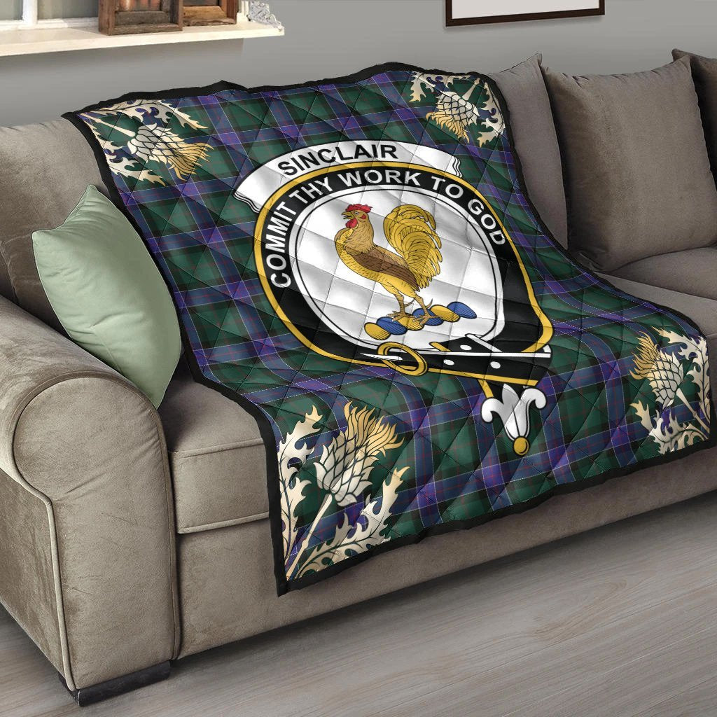 Sinclair Hunting Modern Tartan Crest Premium Quilt - Gold Thistle Style