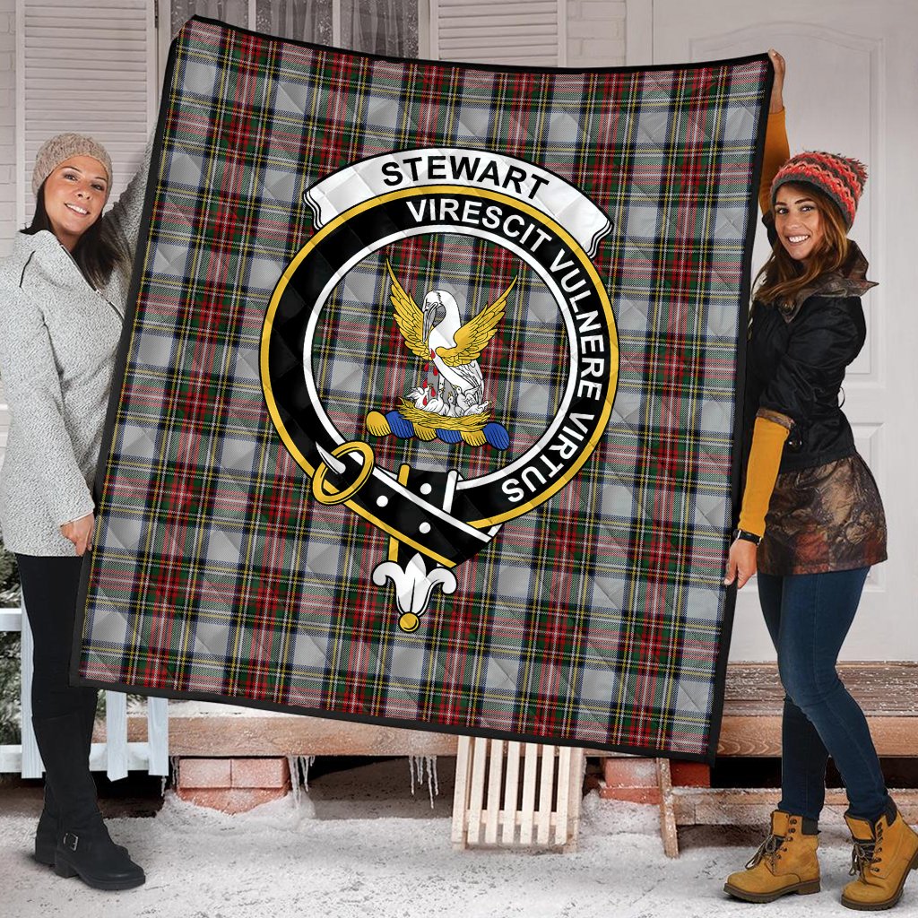 Stewart Dress Tartan Crest Quilt