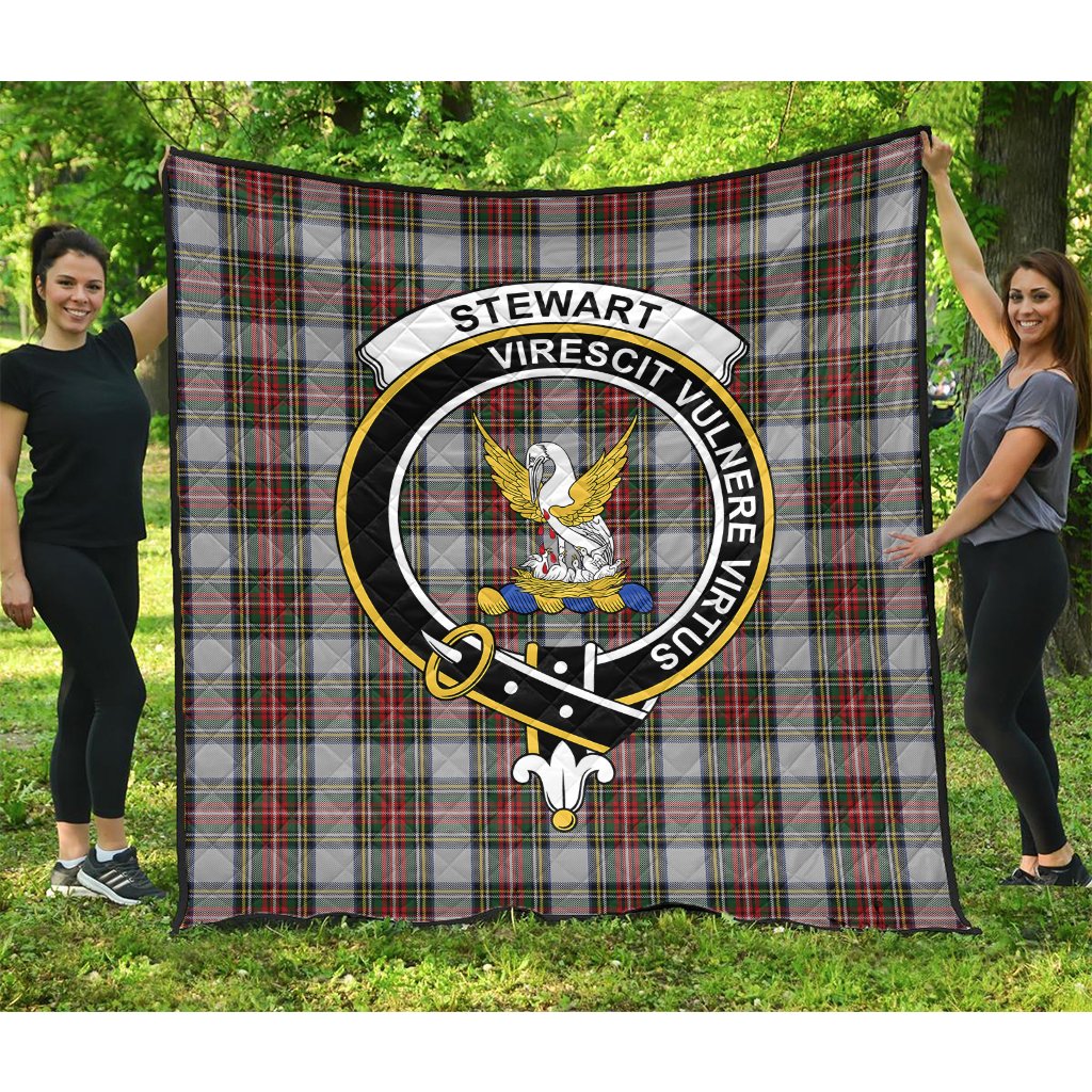 Stewart Dress Tartan Crest Quilt