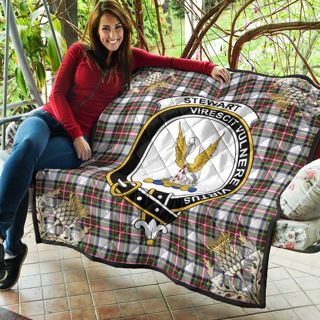 Stewart Dress Modern Tartan Crest Premium Quilt - Gold Thistle Style