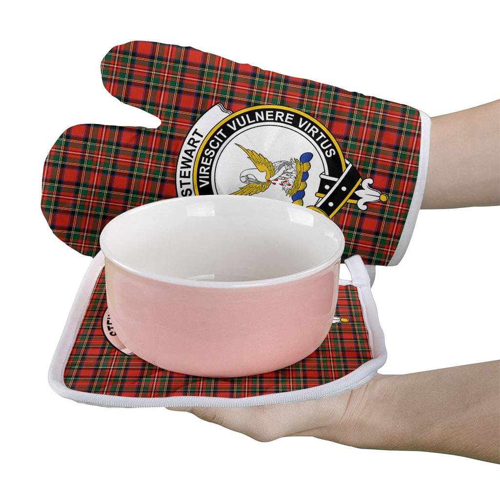 Stewart Royal Modern Tartan Crest Oven Mitt And Pot Holder (2 Oven Mitts + 1 Pot Holder)