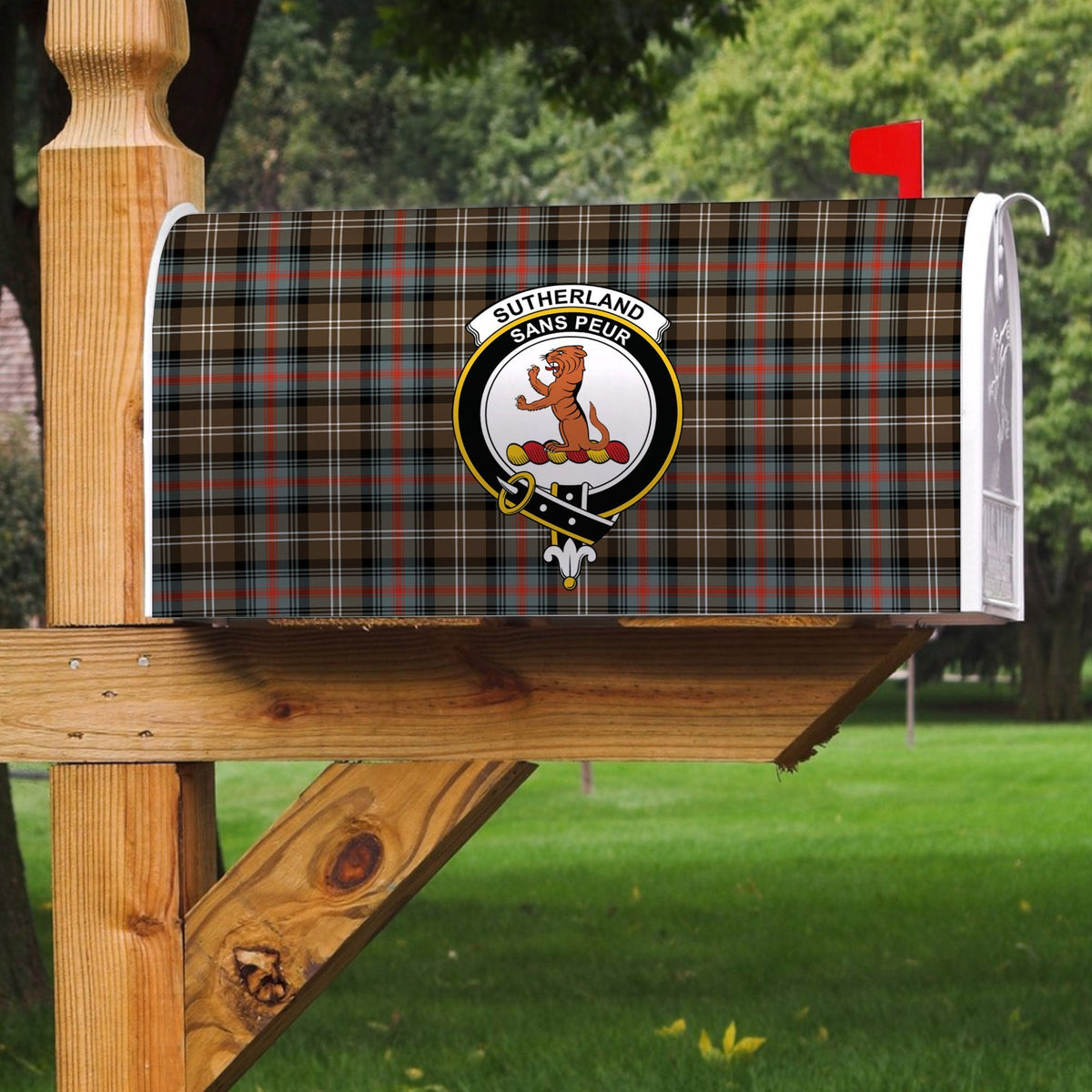 Sutherland Weathered Tartan Crest Mailbox