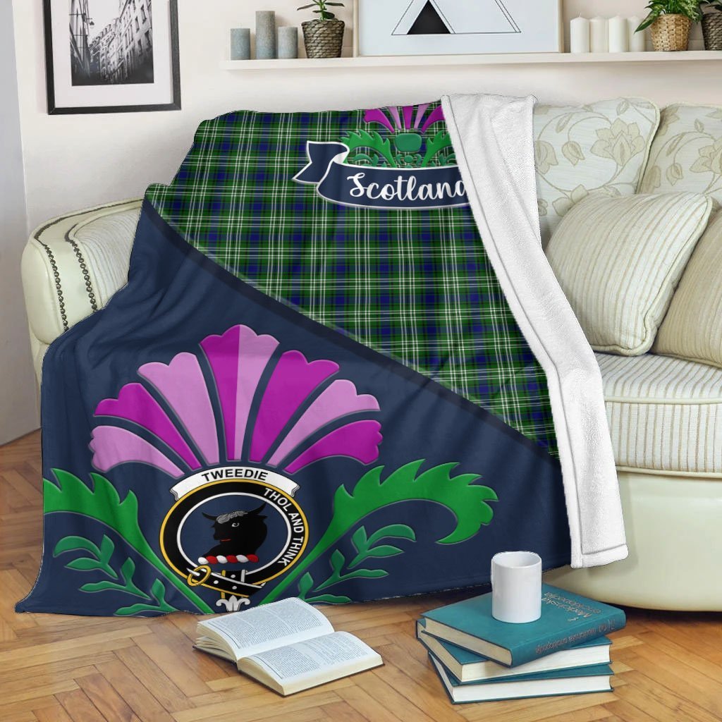 Tweedie Tartan Crest Premium Blanket - Thistle Style