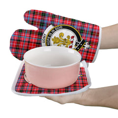 Udny Tartan Crest Oven Mitt And Pot Holder (2 Oven Mitts + 1 Pot Holder)